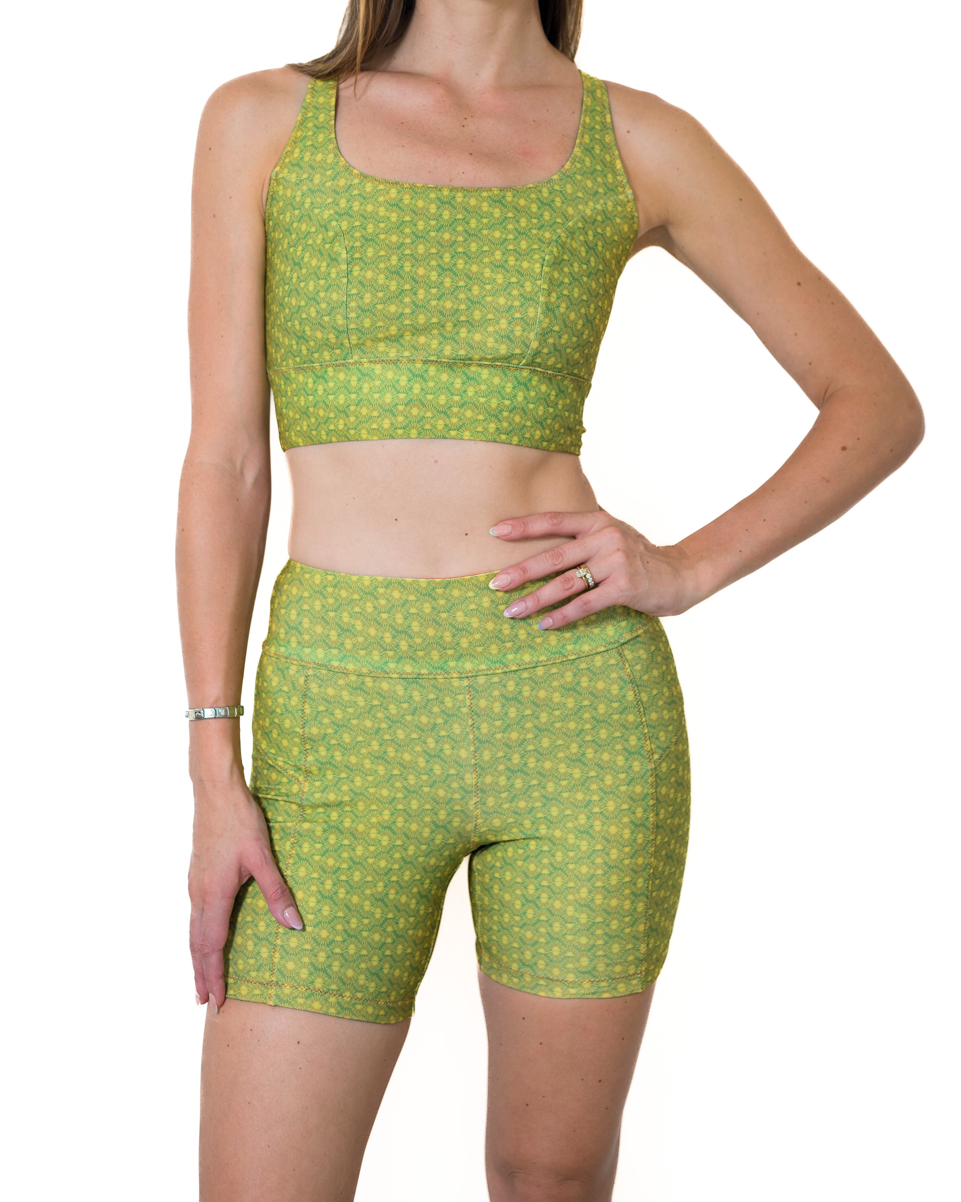 Aima Dora - High Waisted Shorty - Front / Turtle Bay - Baie aux tortues