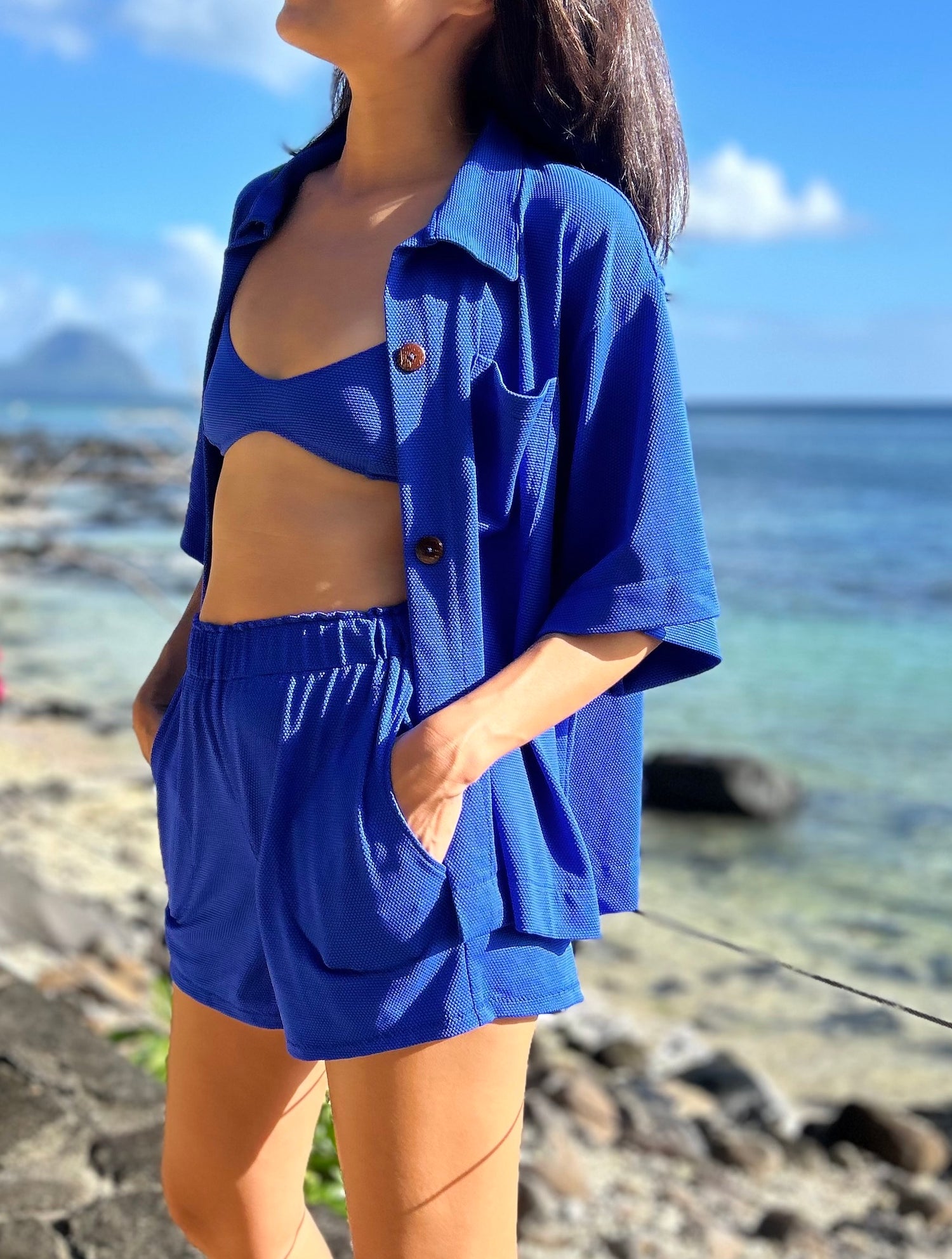 Aima Dora- Beach Shirt - Side / Blue Wave - Blue Wave